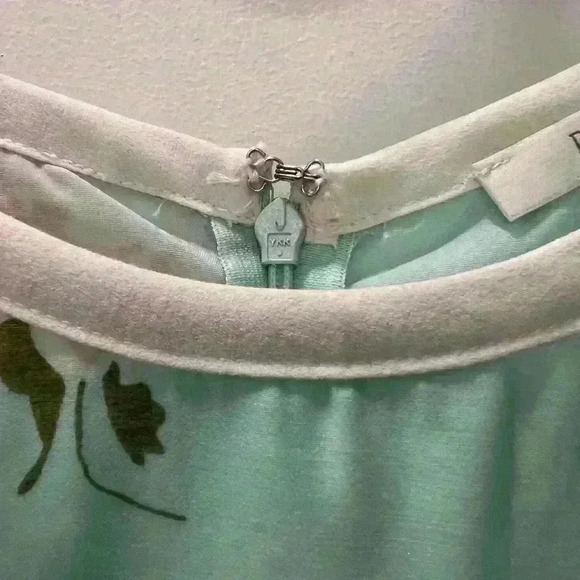 PIPERLIME COLLECTION Mint Green Floral Dress Size Medium - Picture 8 of 11